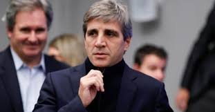 Luis Caputo: “Hay suficientes dólares para todos”