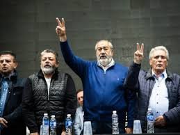 Juego de presiones, recelos y una interna al rojo vivo para definir la futura conducción de la CGT