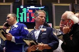 El riesgo país se acerca a los 1200 puntos, mientras las acciones argentinas en Wall Street bajan hasta 6,5%