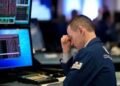 En medio de la tensión cambiaria, las acciones argentinas en Wall Street bajan casi 8%