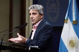 El ministro Caputo habló ante inversores y banqueros internacionales