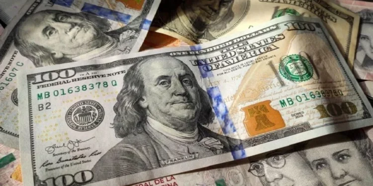 El dólar apunta a los $1.600 en febrero