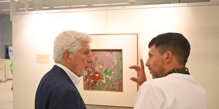 Arte en el microcentro nueva muestra: “verdes naturales” del artista juan gilli