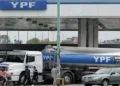 El conflicto no sube la nafta: YPF desmiente el «cimbronazo».