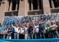 “Se pone en riesgo la paz social”: qué dice el duro documento de la CGT que se leerá hoy en la Plaza de Mayo