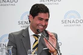 Emilio Rosatti expone su candidatura en el Senado y aborda la reforma judicial de la Corte