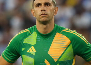 Emiliano Dibu Martínez cerca de un acuerdo con la Juventus tras el Mundial
