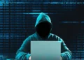 Una red de hackers modifica identidades y genera un perjuicio de 130 millones de pesos