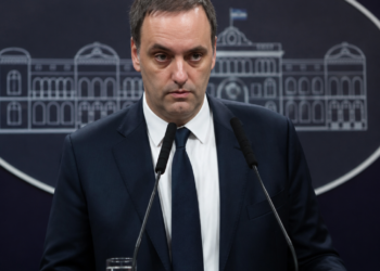 Las incertidumbres en el gabinete tras las explicaciones de Adorni y el plan de Milei para reafirmar su rol como vocero