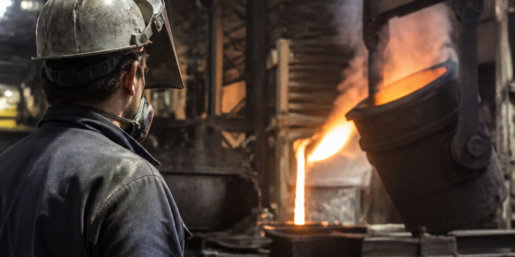 La industria metalúrgica experimentó un descenso interanual del 5,1% en mayo