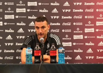 La Selección argentina ultíma detalles en Miami antes del enfrentamiento con Cabo Verde: conferencia de Scaloni en agenda