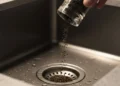 Uso de agua con pimienta negra en la cocina: beneficios y recomendaciones