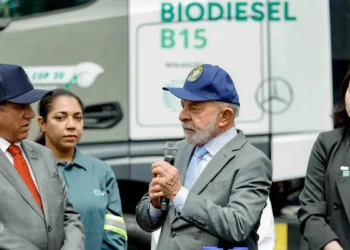 Brasil avanza con los combustibles sostenibles para aviones y Argentina demora una nueva regulación