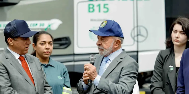 Brasil avanza con los combustibles sostenibles para aviones y Argentina demora una nueva regulación