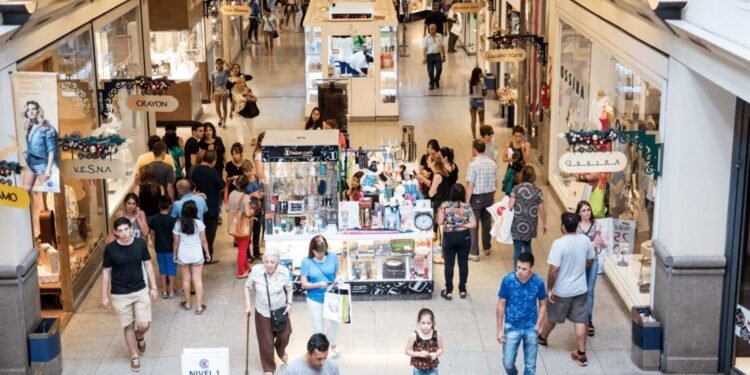 La ropa y los electrodomésticos se han vuelto un 50% más accesibles desde el inicio del actual gobierno