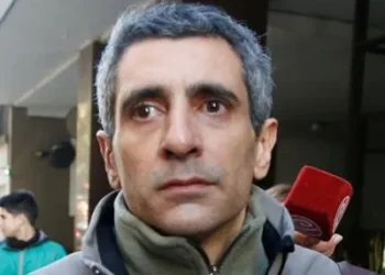 La defensa de Baratta pidió investigar el supuesto origen de un millón de dólares