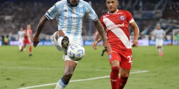 Argentinos Juniors se impuso a Racing por 2 a 1 en la Liga Profesional