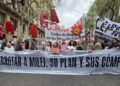 La izquierda se movilizó a Plaza de Mayo con críticas al Gobierno, los gobernadores y la CGT