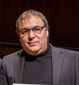 Gabriel Rolón, psicólogo: “Podemos alcanzar la faltacidad, la mezcla de falta y felicidad, que es una felicidad en falta”